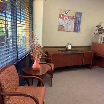 Computer Doctors - Waiting Room - IT Services & Computer Repair Near Me - Los Angeles, California