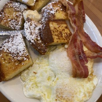 Loaded Cafe Restaurants Lawndale - French Toast Combo - Burgers Near Me - Lawndale, California
