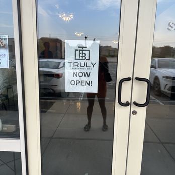 Truly Fragrance Bar - Perfume Near Me - Indianapolis, Indiana