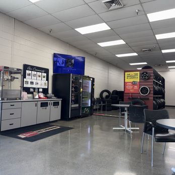 Les Schwab Tire Center - Interior - Tires Near Me - The Dalles, Oregon Les Schwab Tire Center - Interior - Tires Near Me - The Dalles, Oregon