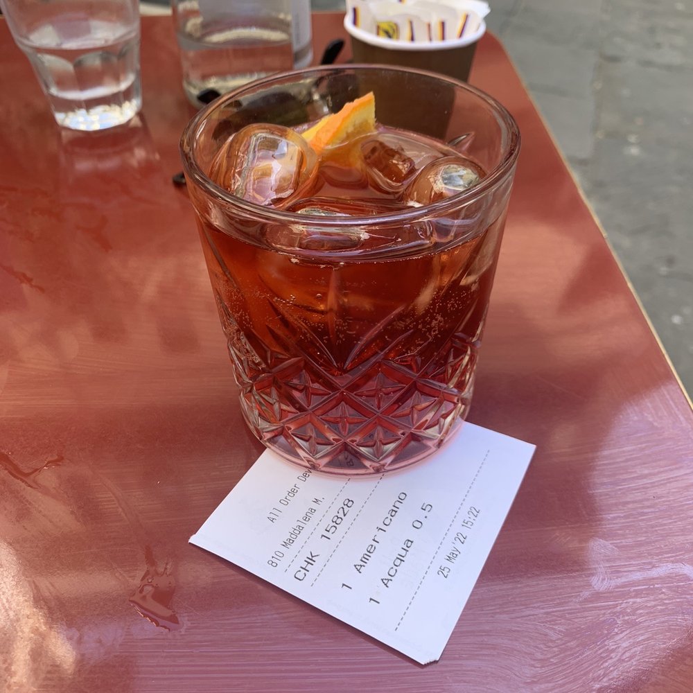 Americano (€8,00) rinfriscante