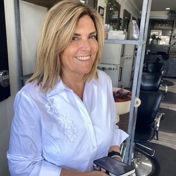 Hairology by Holly - Fresh haircut and color by Holly ! - Hair Stylists Near Me - Long Beach, California Hairology by Holly - Fresh haircut and color by Holly ! - Hair Stylists Near Me - Long Beach, California