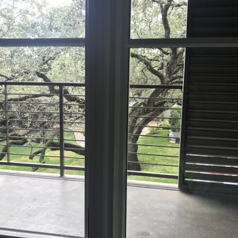 Hotel Saint Cecilia - Studio View - Hotels Near Me - Austin, Texas