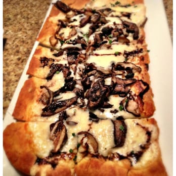 Chef's Table At the Edgewater - Wild Mushroom Flatbread - New American Near Me - Winter Garden, Florida Chef's Table At the Edgewater - Wild Mushroom Flatbread - New American Near Me - Winter Garden, Florida