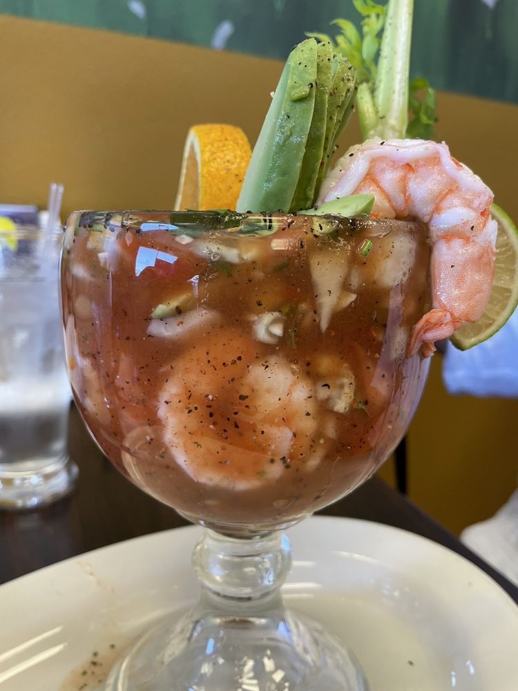 GUACAMOLE GRILLE Updated August 2024 43 Photos & 77 Reviews 12612