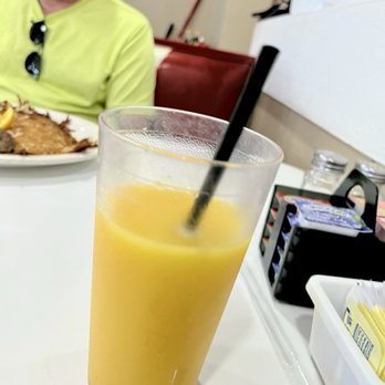 Colee’s Restaurant - Orange juice - Diners Near Me - Palatka, Florida Colee’s Restaurant - Orange juice - Diners Near Me - Palatka, Florida