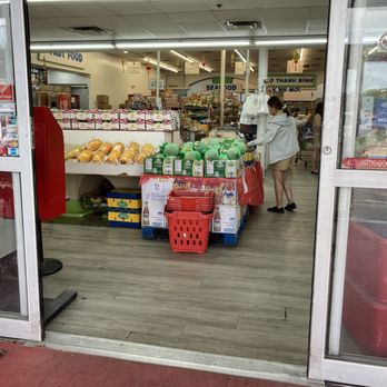 Cho Thanh Binh Market - Entering to a narrow aisle of stuff - International Grocery Near Me - Houston, Texas Cho Thanh Binh Market - Entering to a narrow aisle of stuff - International Grocery Near Me - Houston, Texas