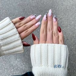 Bay Nail