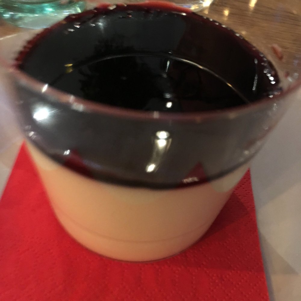 Primadonna Pizza Bar - red fruit panna cotta - Pizza Near Me - Madrid, M