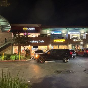 85°C Bakery Cafe-Irvine - Coffee & Tea Near Me - Irvine, California