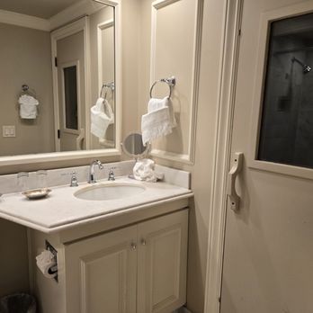 Spindrift Inn - Vsnity - Hotels Near Me - Monterey, California