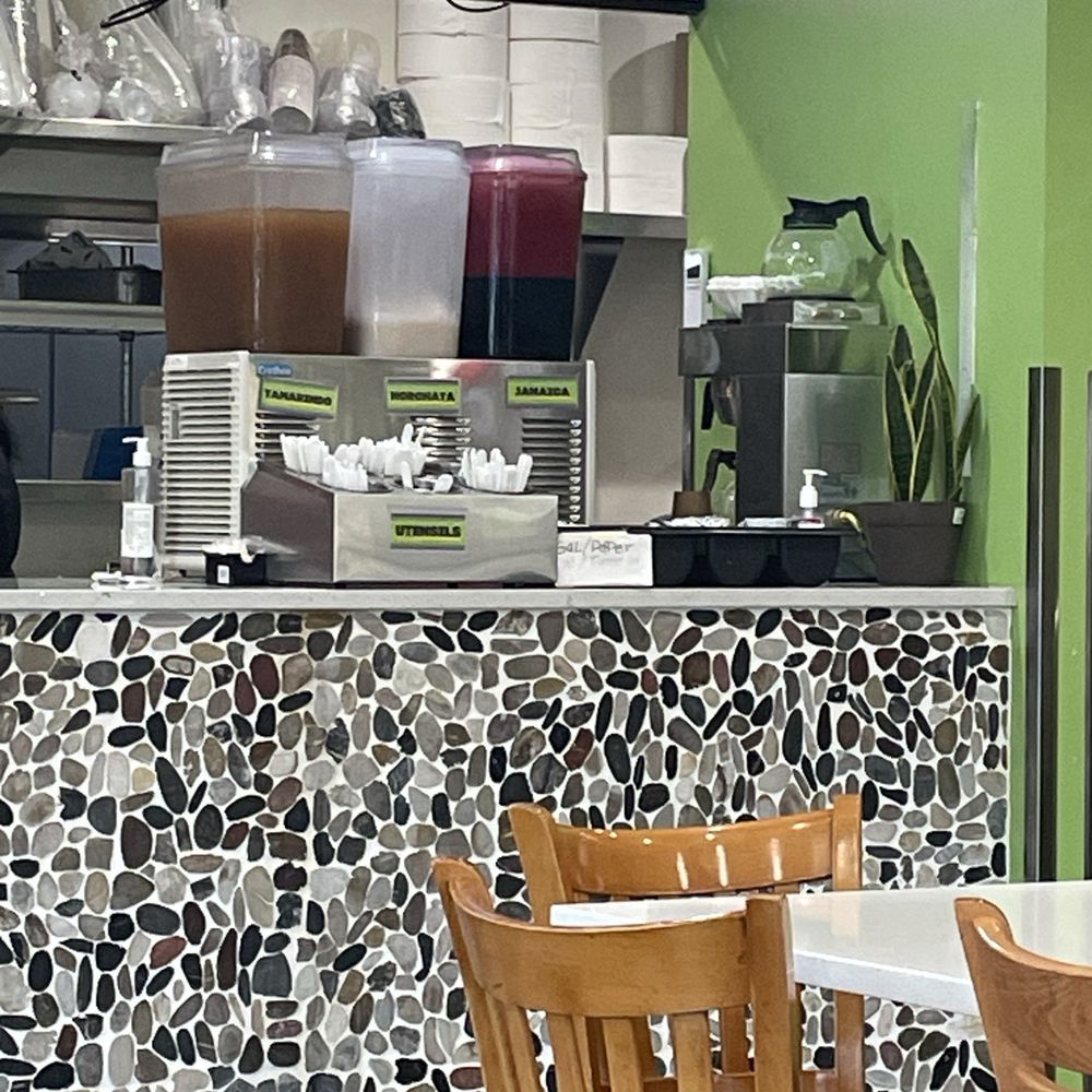 Axel's Taco Shop - Aguas Frescas - Mexican Near Me - Salem, Oregon