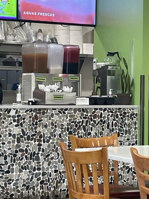 Axel’s Taco Shop by null