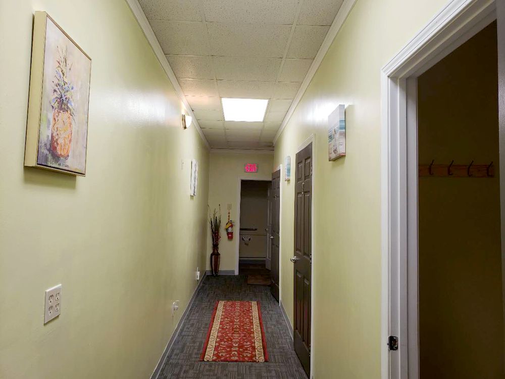 PURE SPA MASSAGE Updated September 2024 13 Photos 1033 Sandy