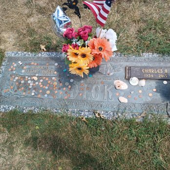 Shenandoah Memorial Park - Patsy Cline Grave - Funeral Services & Cemeteries Near Me - Winchester, Virginia Shenandoah Memorial Park - Patsy Cline Grave - Funeral Services & Cemeteries Near Me - Winchester, Virginia