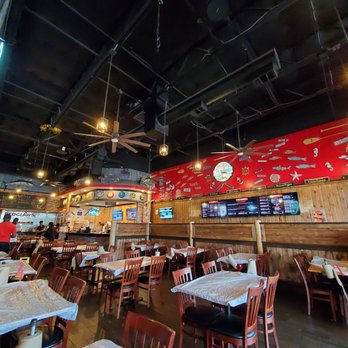 Red Claws Crab Shack - Inside - Cajun/Creole Near Me - Dallas, Texas