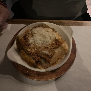 Si Papa - Meat lasagne - Italian Near Me - Miami, Florida Si Papa - Meat lasagne - Italian Near Me - Miami, Florida