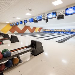 Joe's Bowling Pirna - 10 Bowlingbahnen