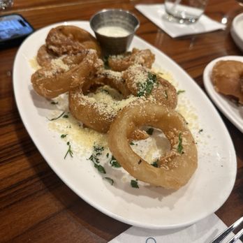Gordon Ramsay Burger Las Vegas - Onion rings - Burgers Near Me - Las Vegas, Nevada