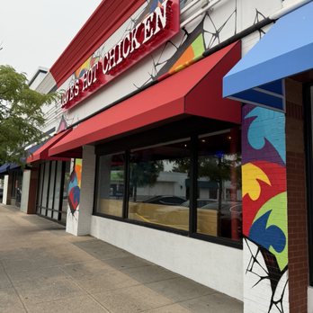 Dave's Hot Chicken - Chicken Shop Near Me - Stamford, Connecticut