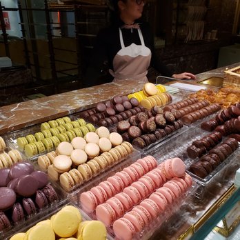 Ladurée - Macarons Near Me - Paris, 75