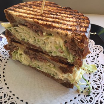 Blunch - Lower East Side - Breakfast & Brunch Near Me - Boston, Massachusetts
