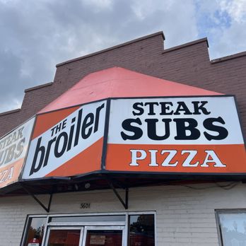 The Broiler - Pizza Near Me - Arlington, Virginia The Broiler - Pizza Near Me - Arlington, Virginia