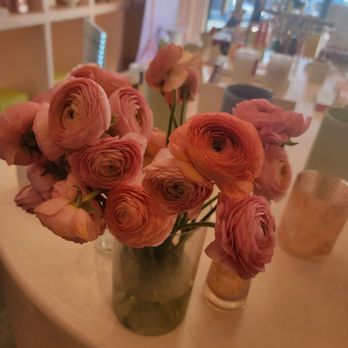 JJ's Flower Shop - Floral Designers Near Me - Atlanta, Georgia JJ's Flower Shop - Floral Designers Near Me - Atlanta, Georgia