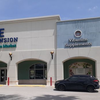 Universal Living Sprouts - Front of location in Ft Lauderdale pn Federal Hwy - Health Markets Near Me - West Palm Beach, Florida Universal Living Sprouts - Front of location in Ft Lauderdale pn Federal Hwy - Health Markets Near Me - West Palm Beach, Florida