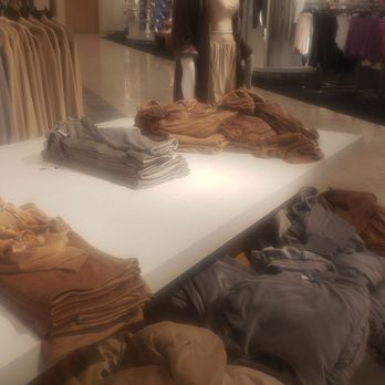 Nordstrom Montgomery Mall - Department Stores Near Me - Bethesda, Maryland