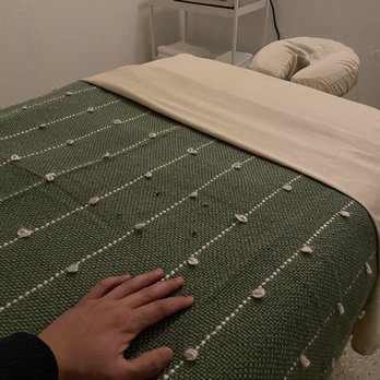 Vela Massage Studio - Relaxing atmosphere - Massage Near Me - Santa Monica, California Vela Massage Studio - Relaxing atmosphere - Massage Near Me - Santa Monica, California