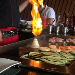 Murasaki Teppanyaki Broadbeach - Onion ring "volcano" on the grill