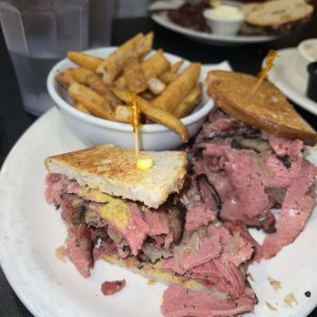 Perly's - Oy Vey - Delis Near Me - Richmond, Virginia Perly's - Oy Vey - Delis Near Me - Richmond, Virginia