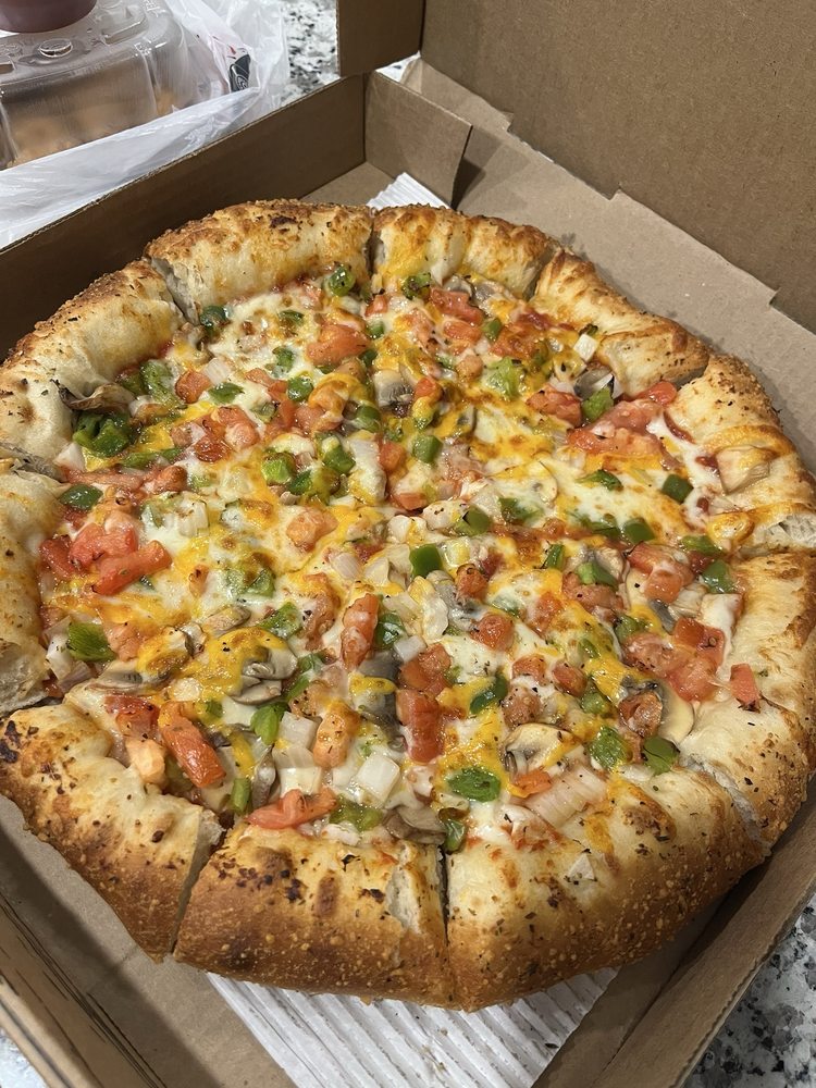 Flyers Pizza & Subs Logo