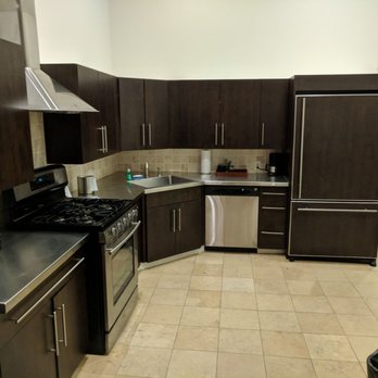 Lofts on Pearl Trademark Collection - Kitchen area, you can cook here! Good if you're in town for a few days. - Hotels Near Me - Buffalo, New York