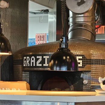Lucia Pizzeria - Lucia (Graziano's) Pizza Oven - Pizza Near Me - Miami, Florida Lucia Pizzeria - Lucia (Graziano's) Pizza Oven - Pizza Near Me - Miami, Florida