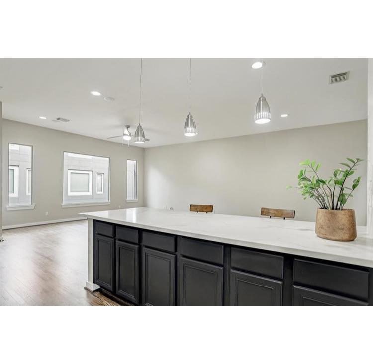 Slide of Bailey Roofing & Construction