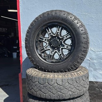 Fast lane Wheels and Tires - Wheel & Rim Repair Near Me - Empire, California Fast lane Wheels and Tires - Wheel & Rim Repair Near Me - Empire, California
