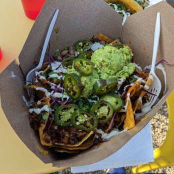 Benny Boy Brewing - Vegan loaded nachos - Breweries Near Me - Los Angeles, California Benny Boy Brewing - Vegan loaded nachos - Breweries Near Me - Los Angeles, California