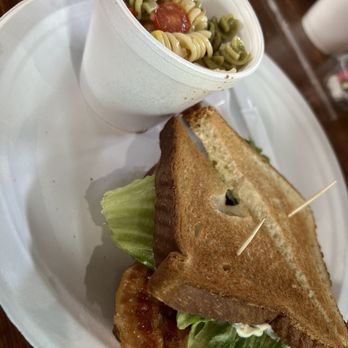 Roy's - BLT on white with a side of Pasta salad - Sandwiches Near Me - Eastman, Georgia
