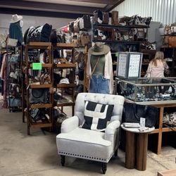 Red Door Consignment Store