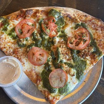 Lighthouse Pizza - Pesto, Chicken, Tomato Slice - Pizza Near Me - Omaha, Nebraska Lighthouse Pizza - Pesto, Chicken, Tomato Slice - Pizza Near Me - Omaha, Nebraska