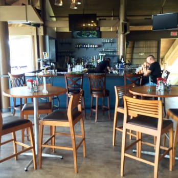 Restaurant 604 - Restaurant 604 bar area - Breakfast & Brunch Near Me - Honolulu, Hawaii Restaurant 604 - Restaurant 604 bar area - Breakfast & Brunch Near Me - Honolulu, Hawaii