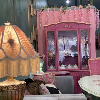 Dream Come True Tea & Party Room - Inside interior - Venues & Event Spaces Near Me - Long Beach, California