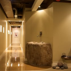 Yoga Santosha Kensington - A quiet and serene space.