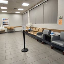 RAYUS Radiology - WAITING ROOM