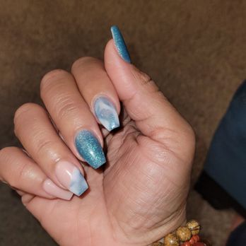 Posh Nail Spa - Nail Salons Near Me - Garner, North Carolina