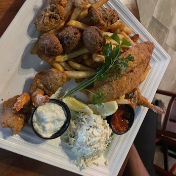 Katy Vibes - Seafood Platter - Music Venues Near Me - Katy, Texas