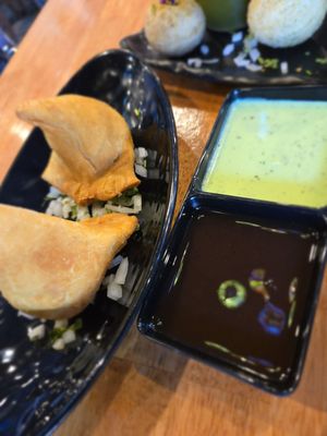 Aroma Indian Cuisine, Uptown by null