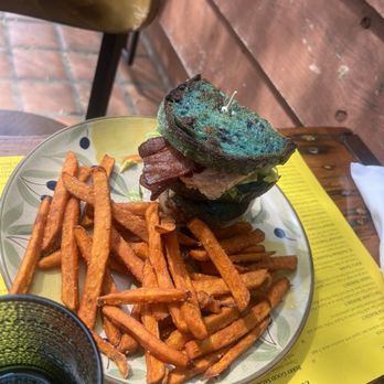 Cafe on 27 - Breakfast & Brunch Near Me - Topanga, California Cafe on 27 - Breakfast & Brunch Near Me - Topanga, California